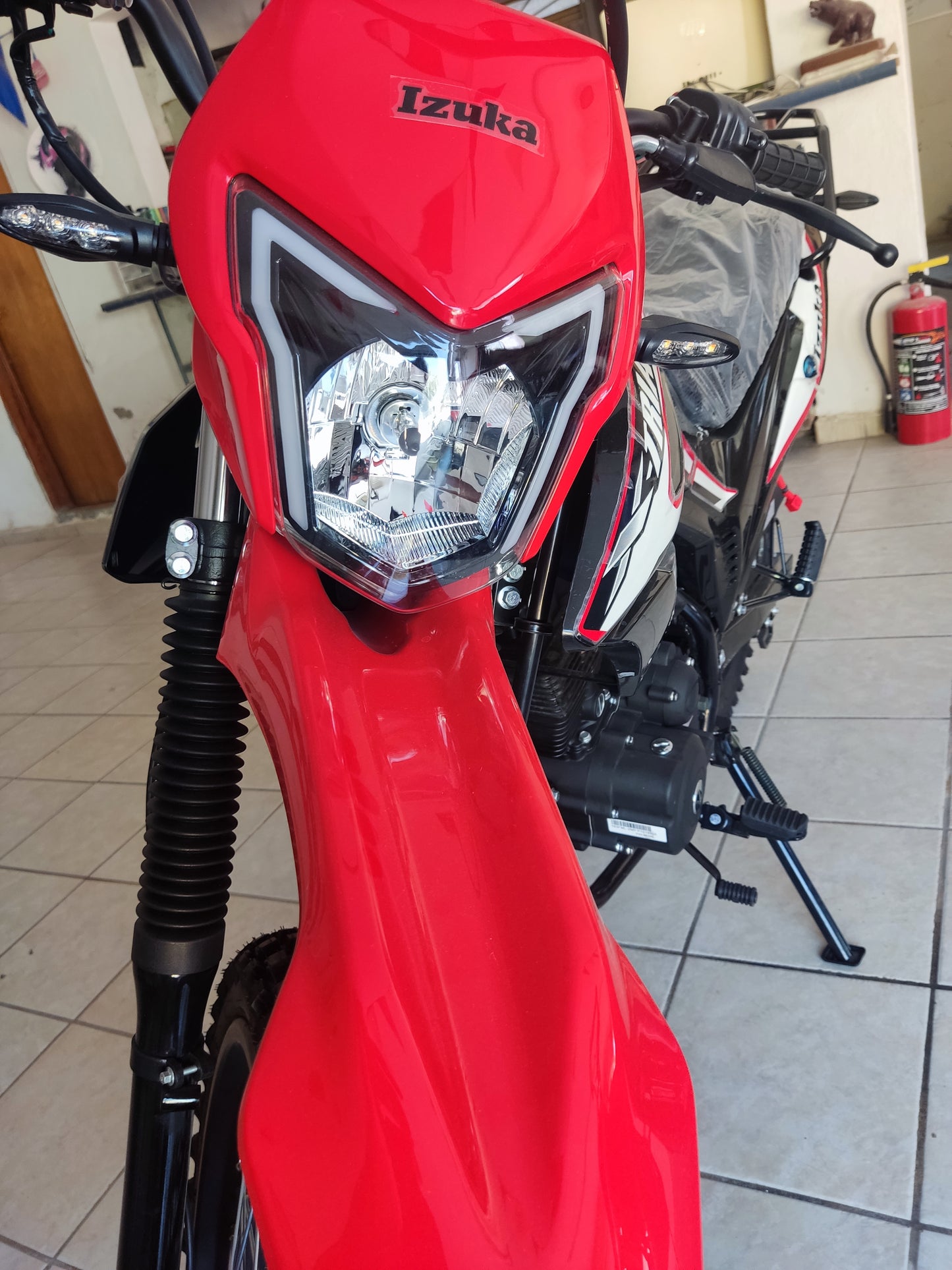 IZUKA X-TRAIL 200